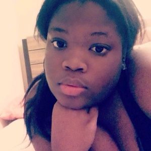 Meet your Posher, Karla